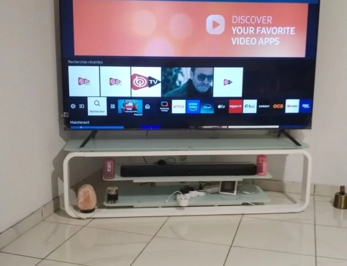 IPTV Maroc 2025 – Guide Complet : Abonnements, Prix et Applications